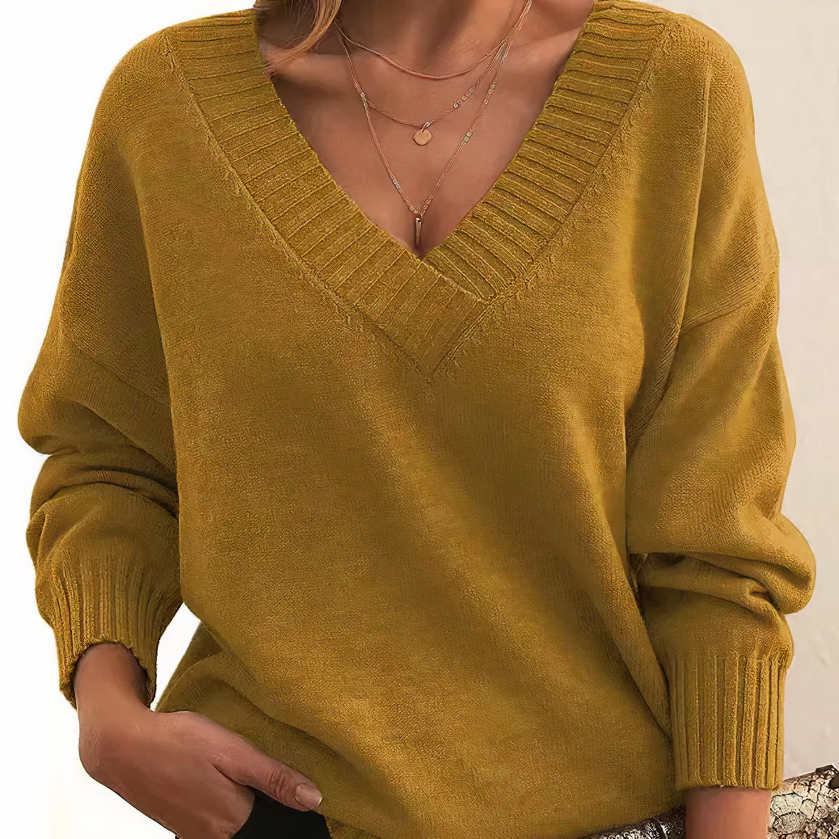Women’s V-Neck Cashmere Blend Jumper – Relaxed Knit