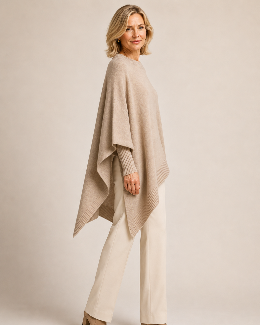 Women’s Oversized Knitted Poncho Jumper – Relaxed Fit