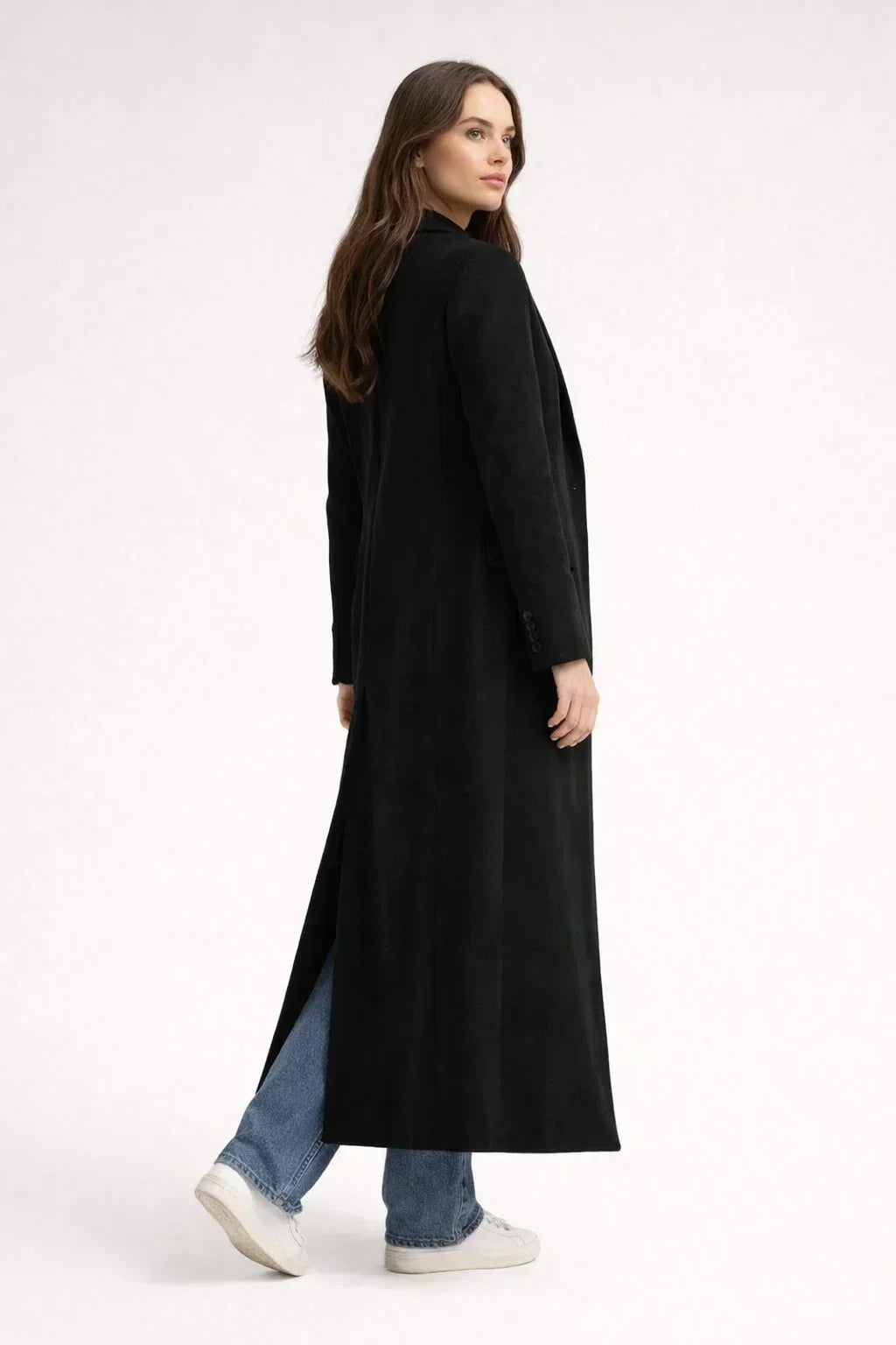 Women's Longline Tailored Coat – Notch Lapel Button Front