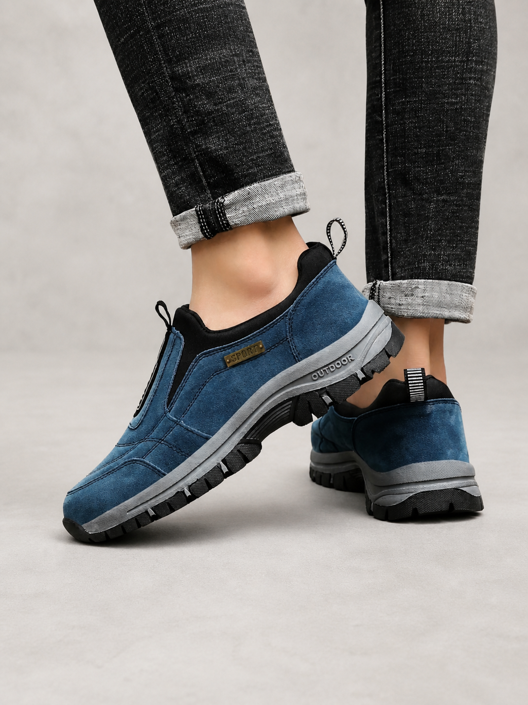 Men’s Comfort Slip-On Walking Shoes – Durable Outdoor Style