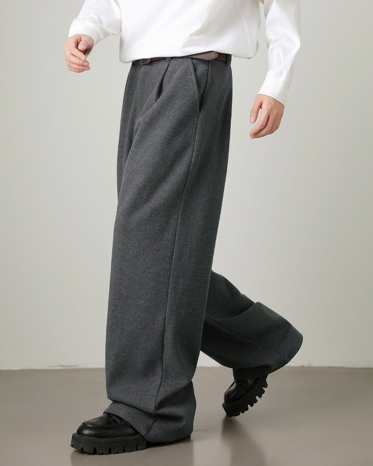 Men's Wide Leg Knit Trousers – Relaxed High-Waisted Fit