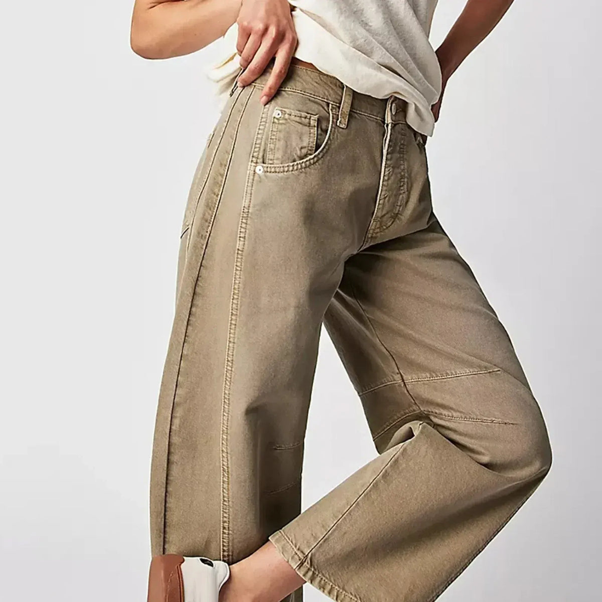 Women's High-Waisted Barrel Jeans - Relaxed Tapered Fit