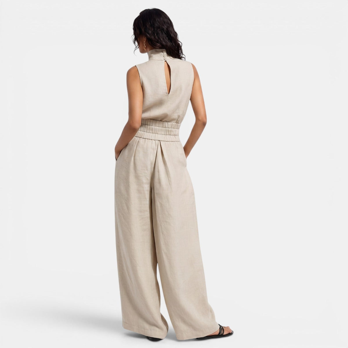 Women's Sleeveless Two-Piece Set – Elegant Tailored Style
