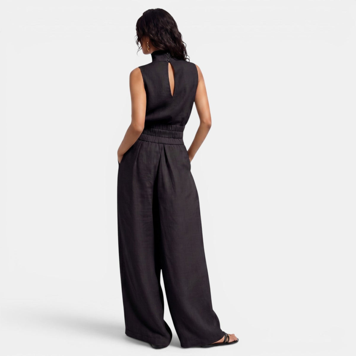 Women's Sleeveless Two-Piece Set – Elegant Tailored Style