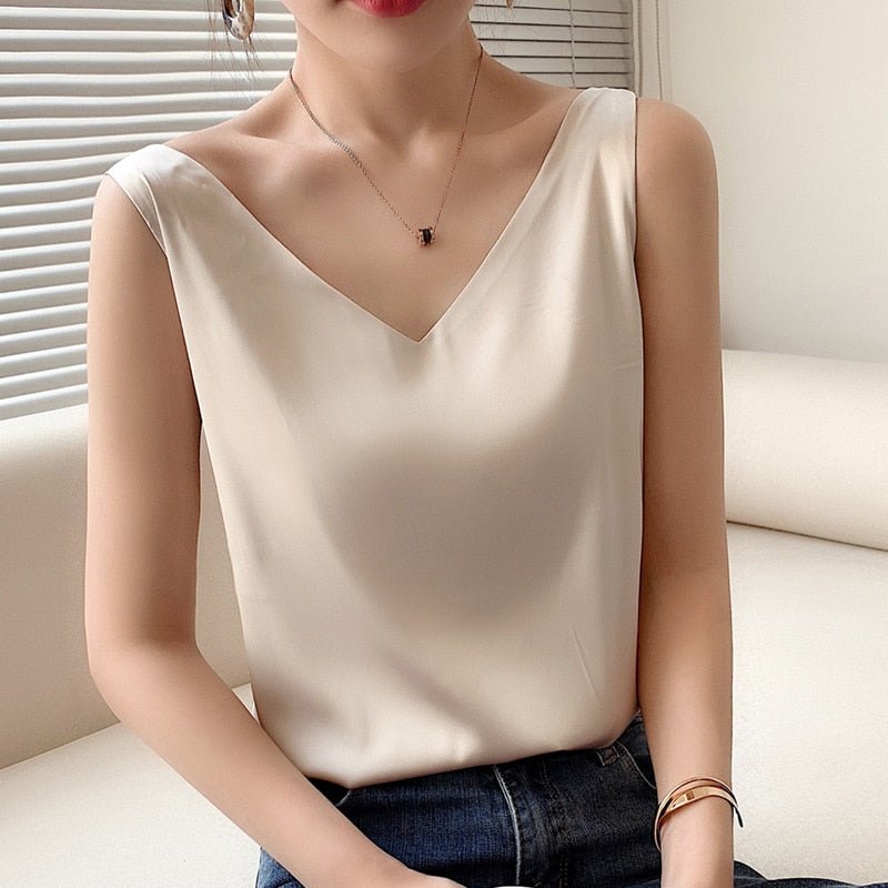 Elegant V-Neck Top for Women – Trigala